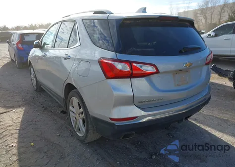 2019 Chevrolet Equinox Premier z USA, uszkodzony, nr VIN 2GNAXPEX9K6129886